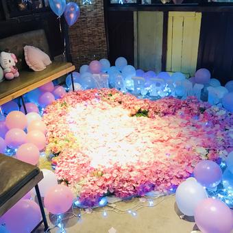 芭比女孩生日宴會(huì )現場(chǎng)布置圖片