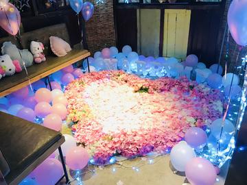 芭比女孩生日宴會(huì )現場(chǎng)布置圖片