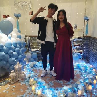 公司生日會(huì )場(chǎng)布置圖片