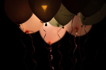 ktv生日房间气球布置图片