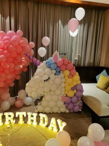 滾石現場(chǎng)布置生日圖片