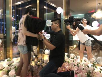 簡(jiǎn)易生日現場(chǎng)布置圖片