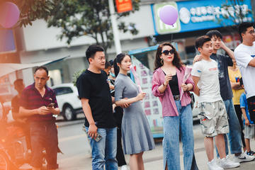 哈密生日現場(chǎng)布置圖片