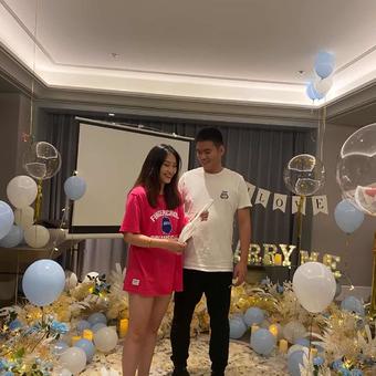 吃雞主題生日宴會(huì )布置圖片