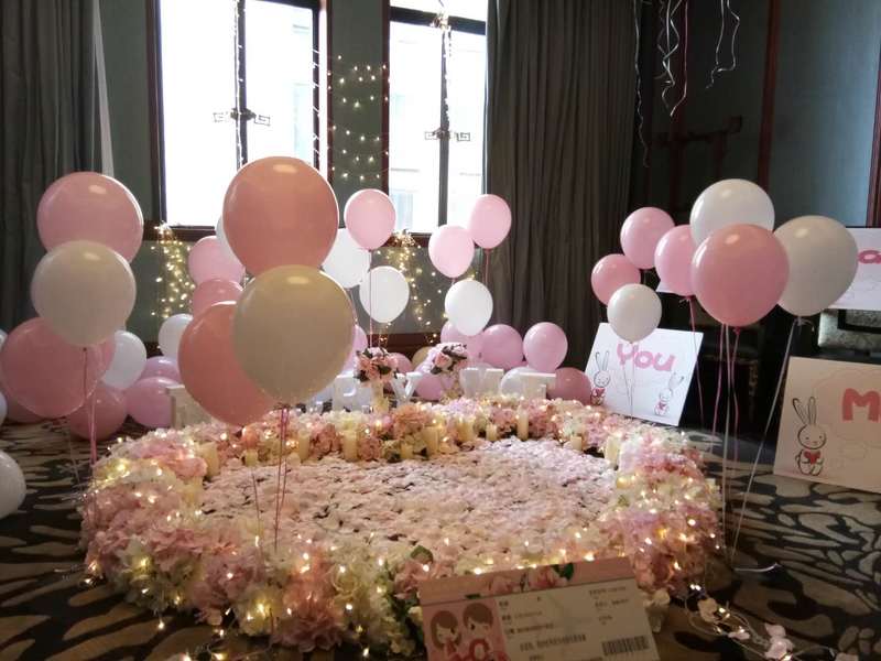 台北酒店小型生日派对布置图片，台北酒店小型生日派对布置效果图