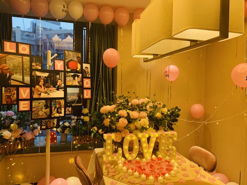 成都室內民宿生日派對現場(chǎng)布置圖片