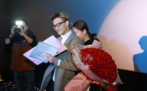 如何估算金戒指一般多少克_结婚