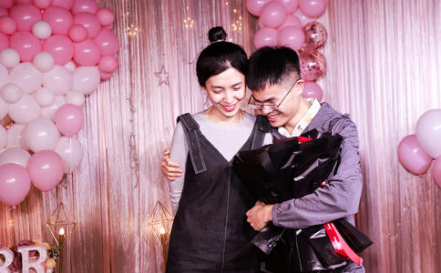 三亚旅拍森林公园景点婚纱照多少钱_婚纱照