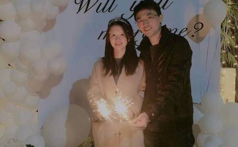 铂金戒指什么价格_结婚