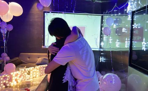金色主题婚礼布置_婚礼