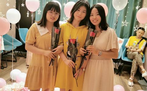 适合高个子新娘婚纱礼服