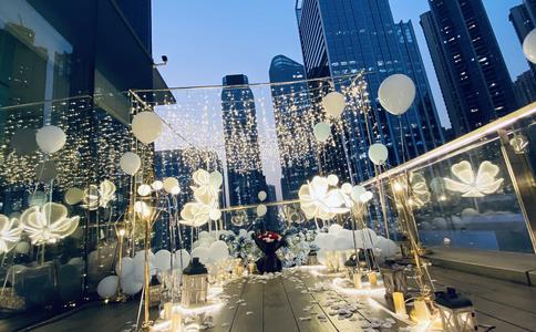 18K金戒指毁掉色了怎么办_结婚