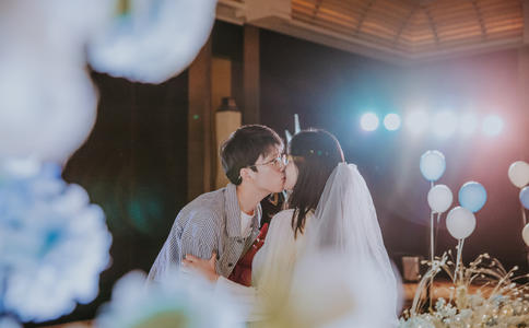 艾薇儿婚礼背景音乐_婚礼