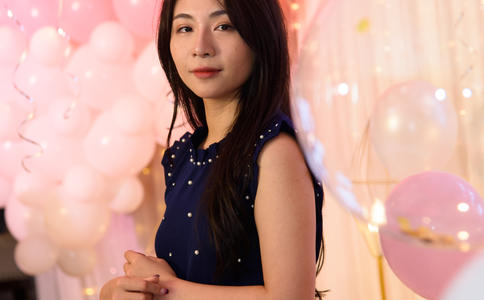 婚纱设计甜美伴娘篇_婚纱