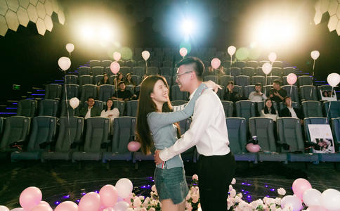 结婚黄金戒指由谁买_结婚
