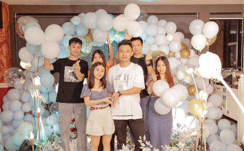 结婚的黄金戒指一般多少钱_结婚