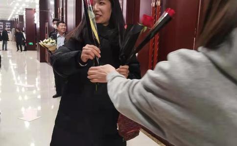 钻石戒指1克拉多少钱_结婚
