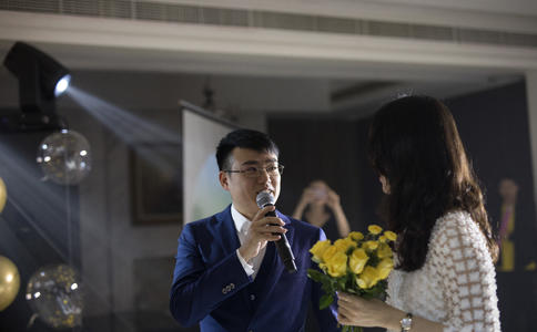 婚房装修效果图_婚房