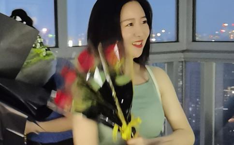 青浦租婚车选婚车注意事项和价格_婚车