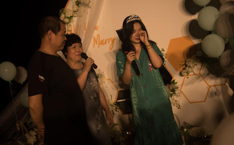 精选婚纱款式小窍门_婚纱