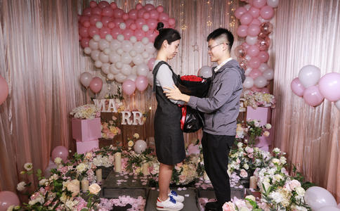 厦门旅拍婚纱照要了解什么问题呢_婚纱照