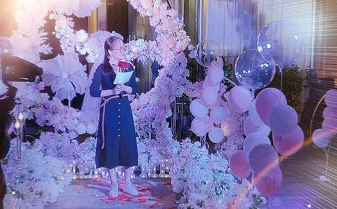 买结婚戒指钻石好还是黄金好_结婚