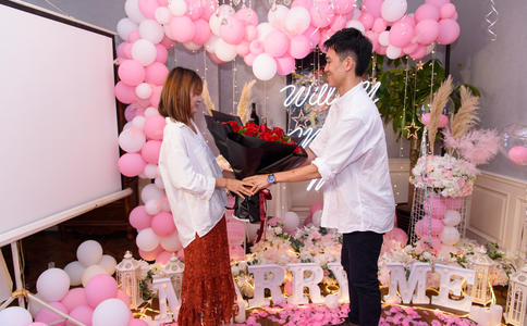 婚礼主持人开场白台词经典_结婚誓言