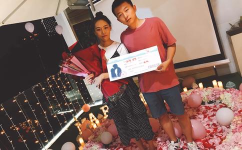 婚床颜色