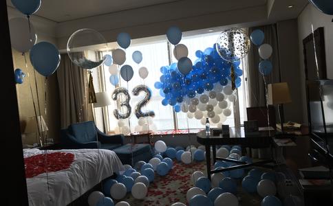 伴娘也能很美丽