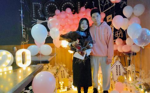 怎样才能做一名出色的婚礼主持人_婚礼