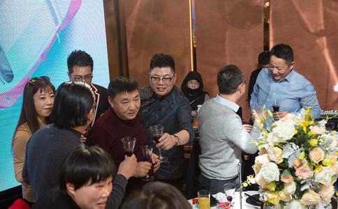 女儿婚礼母亲讲话台词_结婚誓言
