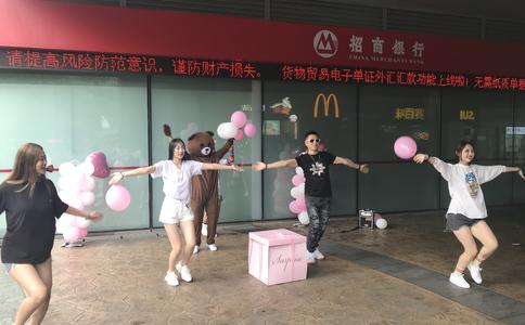 婚礼现场司仪怎么选_婚礼