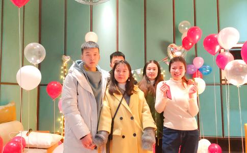 求婚戒指和结婚戒指是一个吗_求婚