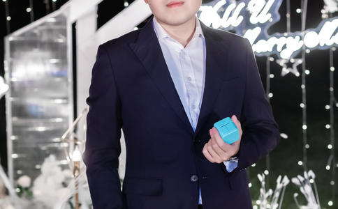单身男戒指带哪个手指好_结婚