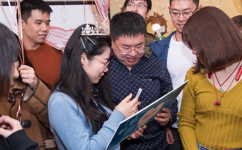 史黛丝和卢卡斯的克里尔沃特海滩婚礼_婚礼