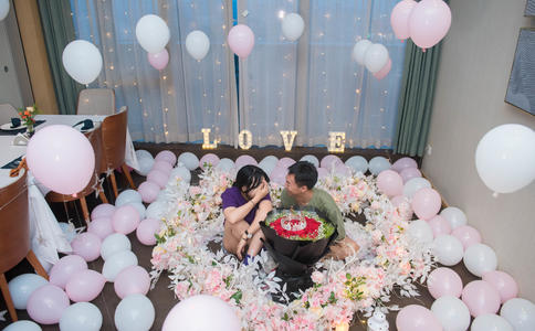 婚礼夫妻对拜主持词范文_结婚誓言