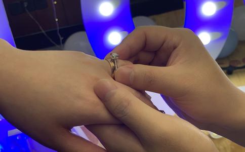夏季婚礼主持词完整版_结婚誓言