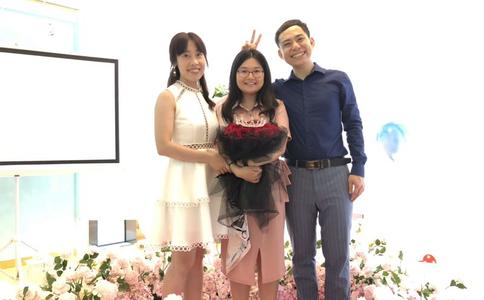 信阳婚车租赁多少钱一天_婚车