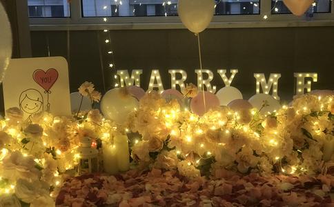 浪漫婚礼的“领路者”_婚礼