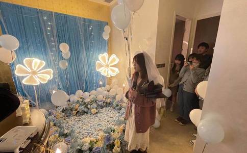 法国婚纱照的旅拍风情_婚纱照