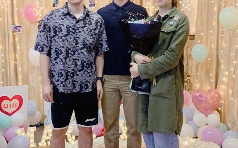 享受清新自然白金色海滩婚礼_婚礼