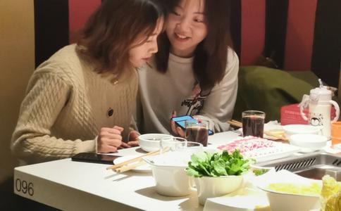 10款时尚伴娘发型