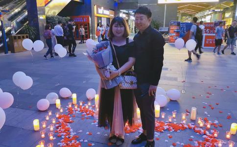 女士金戒指一般多少克_结婚