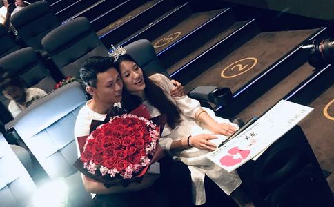 求婚戒指和结婚戒指的戴法区别