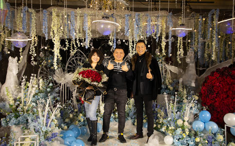 特斯拉婚车租赁的选择要考虑哪些问题_婚车