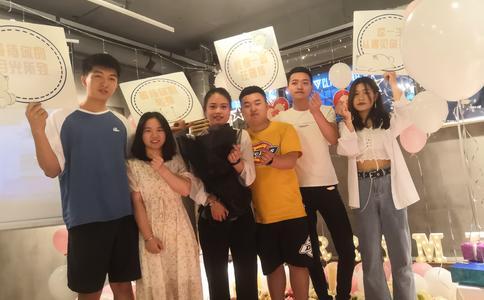 襄阳婚车租赁价格多少_婚车