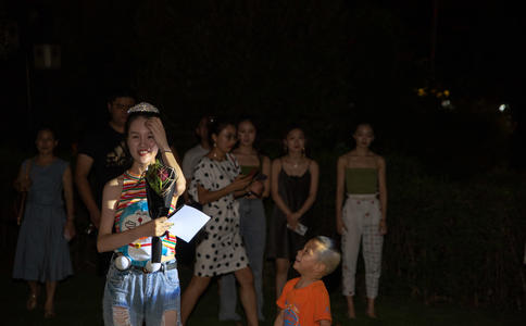 订婚给多少彩礼_订婚