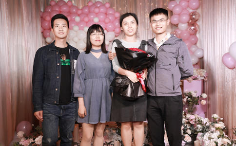 租婚车1辆法拉利价钱_婚车