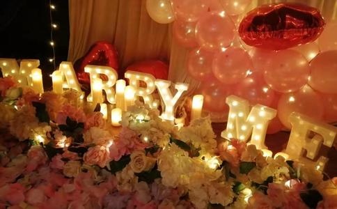 兰博基尼婚车租赁用车的10个小贴士_婚车