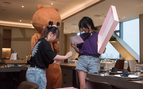 如何制作电子请柬_请柬